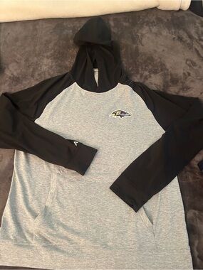 Antigua Baltimore Ravens Gray and Black Hooded Sweatshirt
